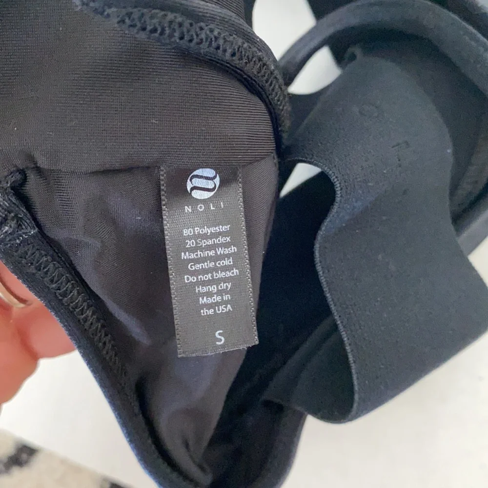 NOLI ACTIVE | Black Liquid Studio Sports Bra S - Picture 6 of 6